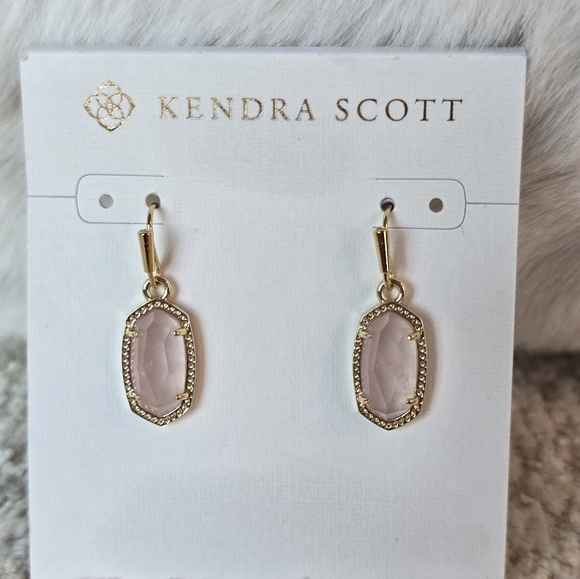 Kendra Scott Lee Gold Drop Earrings in Rose Quartz - Picture 3 of 4